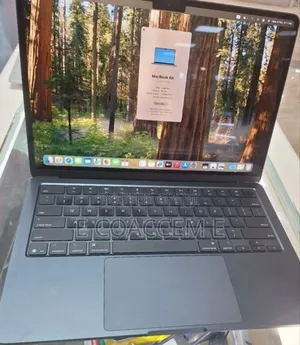 New Laptop Apple MacBook 16GB Apple M4 SSD 256GB