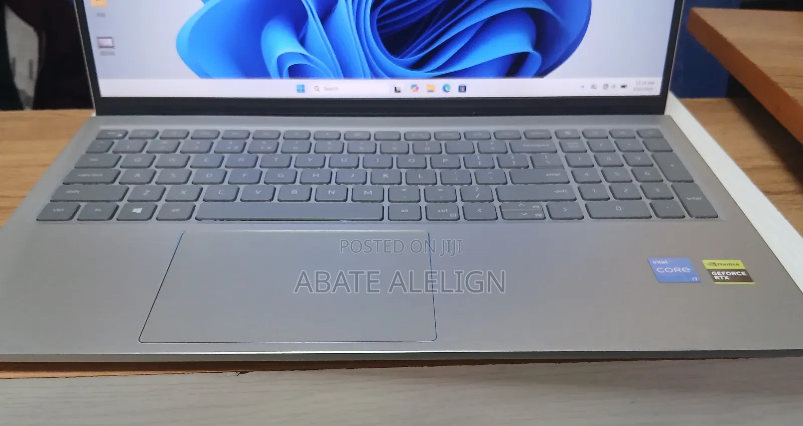 New Laptop Dell Inspiron 15 16GB Intel Core I7 SSD 512GB