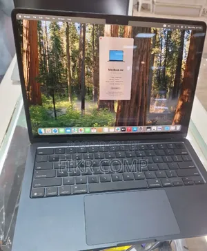 New Laptop Apple MacBook Air 2022 M2 16GB Intel Core I7 SSD 1T