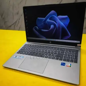 New Laptop HP 15-Da3007nia 16GB Intel Core I5 SSD 512GB