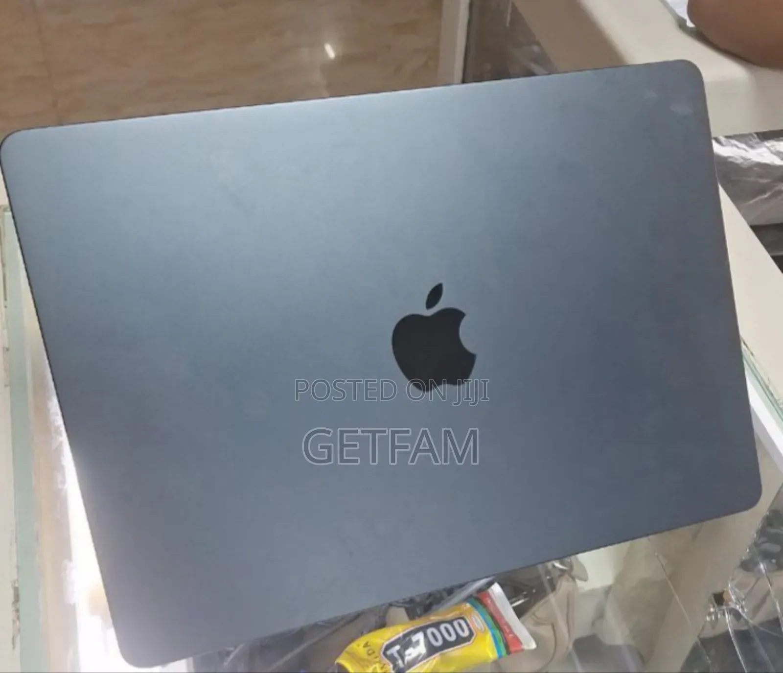 New Laptop Apple MacBook 2015 16GB Apple M4 SSD 256GB