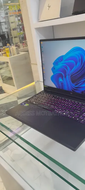 New Laptop Acer Predator Helios Neo 16 16GB Intel Core I9 SSD 1T