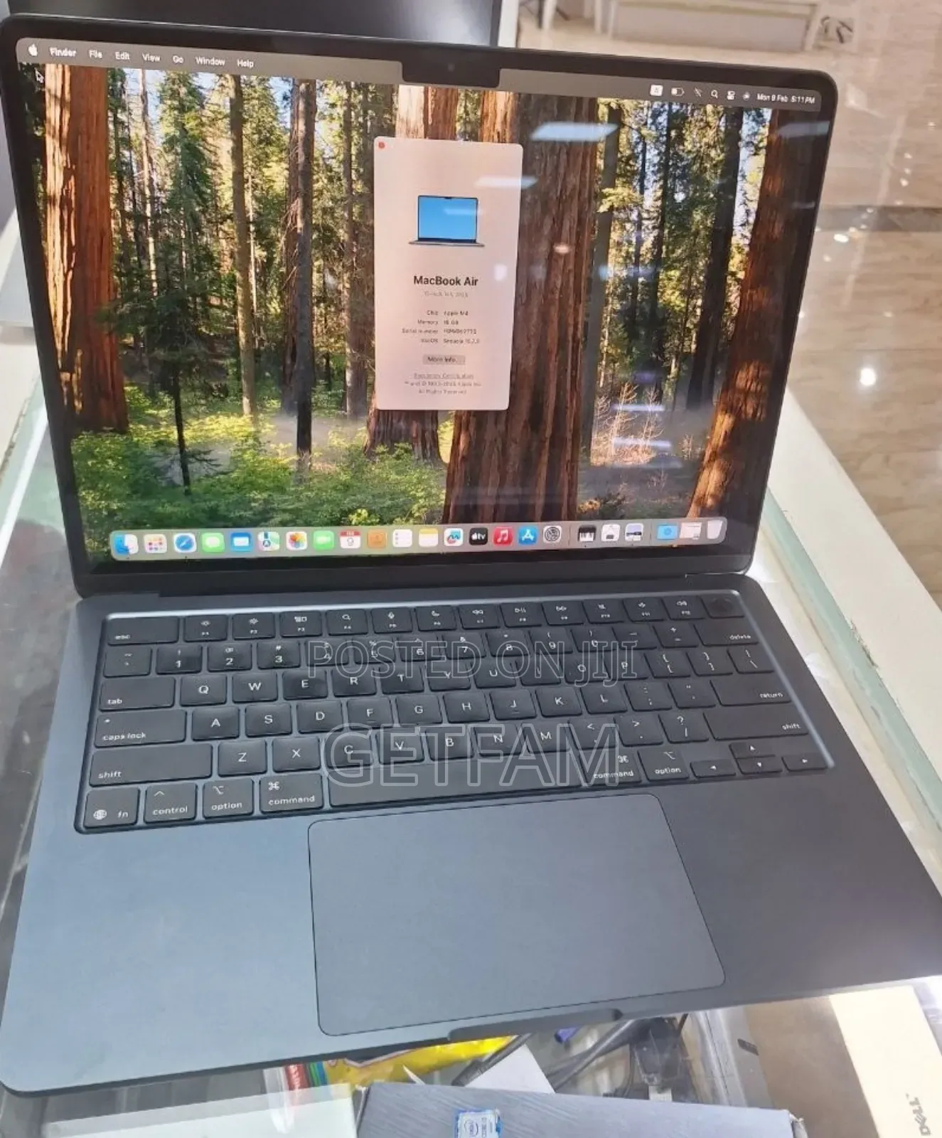 New Laptop Apple MacBook 2015 16GB Apple M4 SSD 256GB