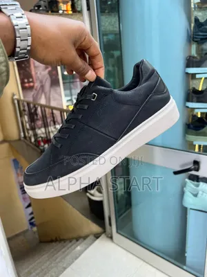 Clarks High Master Quality Flat Full Lather Shoes for Man's