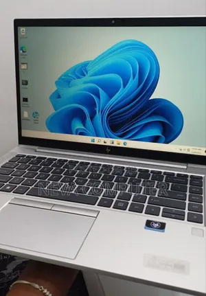 New Laptop HP EliteBook 840 G8 16GB Intel Core I7 SSD 512GB