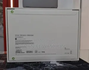 New Laptop Apple MacBook Air 16GB Apple M4 SSHD (Hybrid) 1T