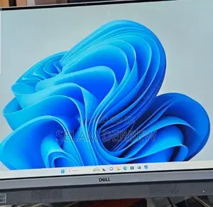 New Dell Inspiron 27 All-in-One 12GB Intel Core I7 SSD 512GB