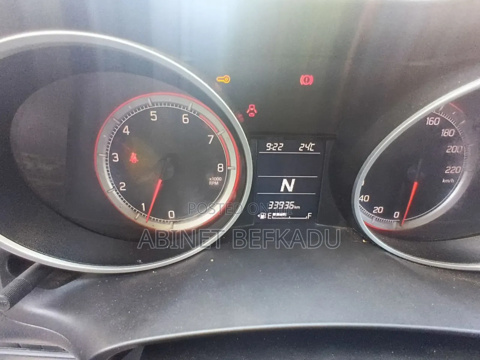 Suzuki Swift 2022 White