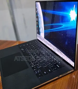 New Laptop Dell XPS 15 32GB Intel Core I7 SSD 512GB