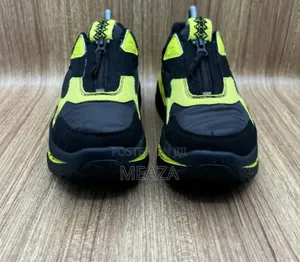 Ugg Women's Sneakers Black Yellow Suede Platform Zip