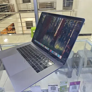 Laptop Apple MacBook Pro 2019 32GB Intel Core I7 SSD 256GB