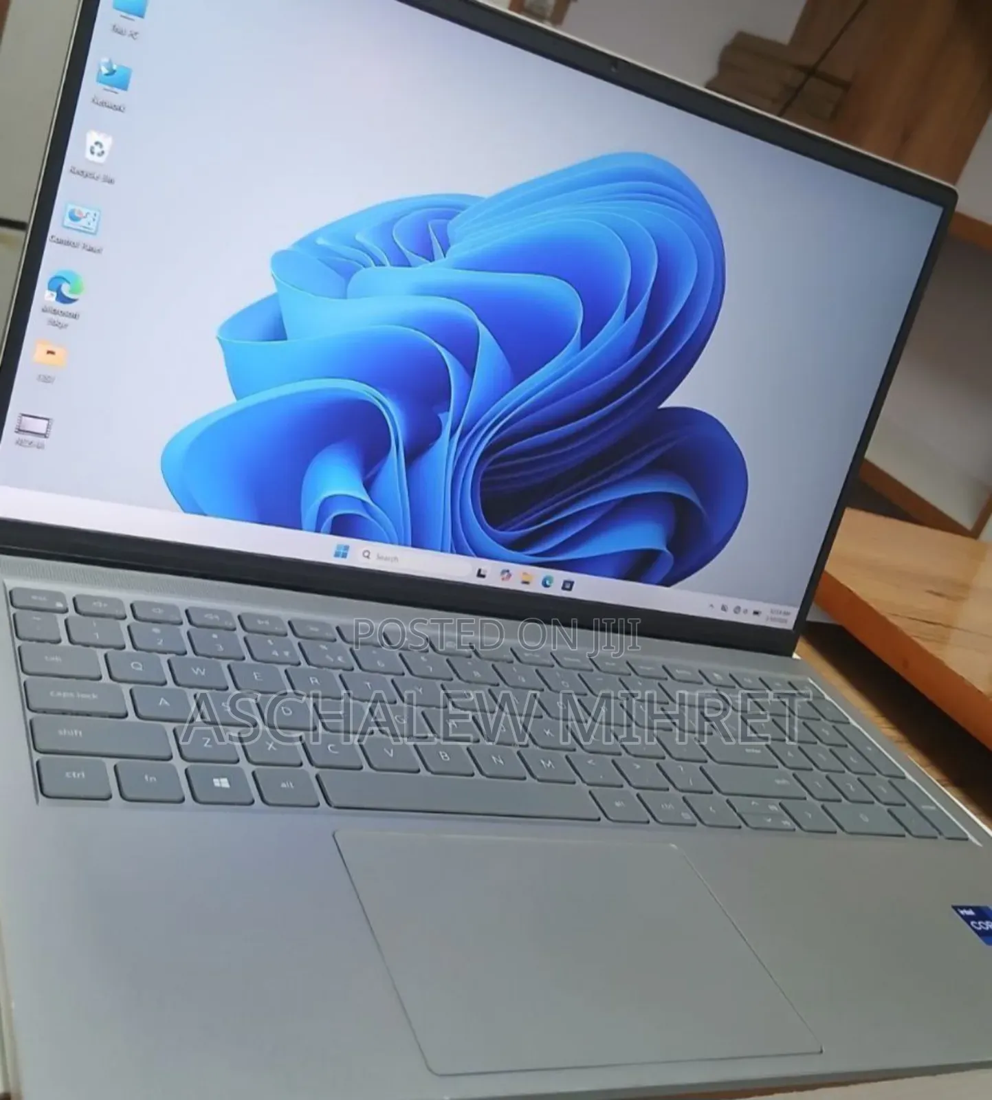 New Laptop Dell Inspiron 15 16GB Intel Core I7 SSD 512GB