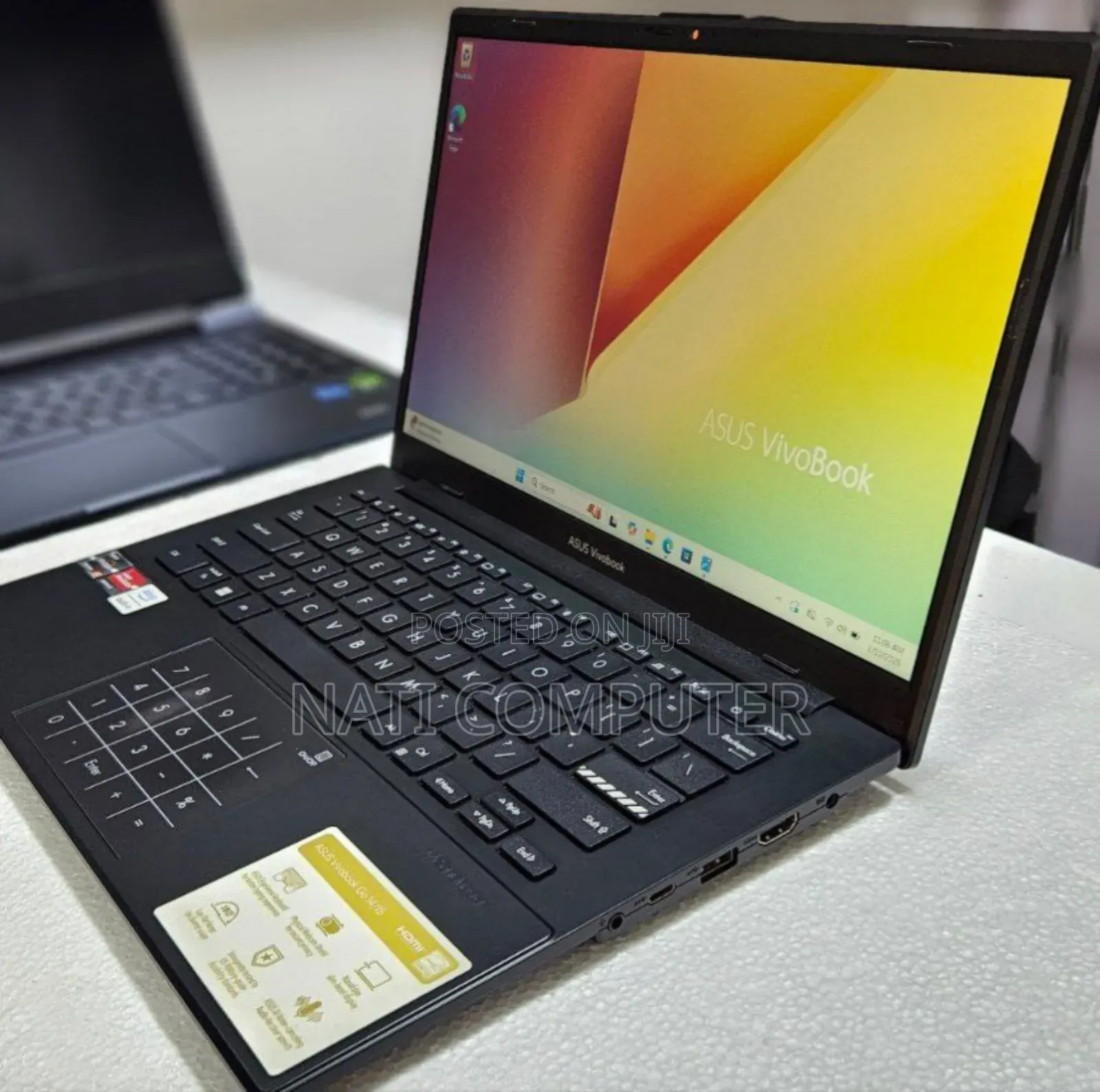 New Laptop Asus 16GB AMD Ryzen 5 SSD 512GB