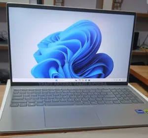 New Laptop Dell Inspiron 15 16GB Intel Core I7 SSD 1T