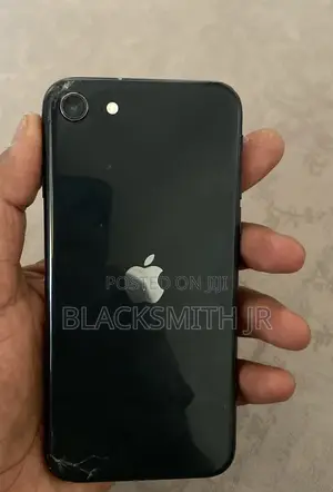 Apple iPhone SE (2020) 128 GB Black