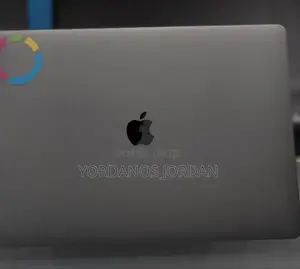 New Laptop Apple MacBook Pro 2019 32GB Intel Core I7 SSD 256GB