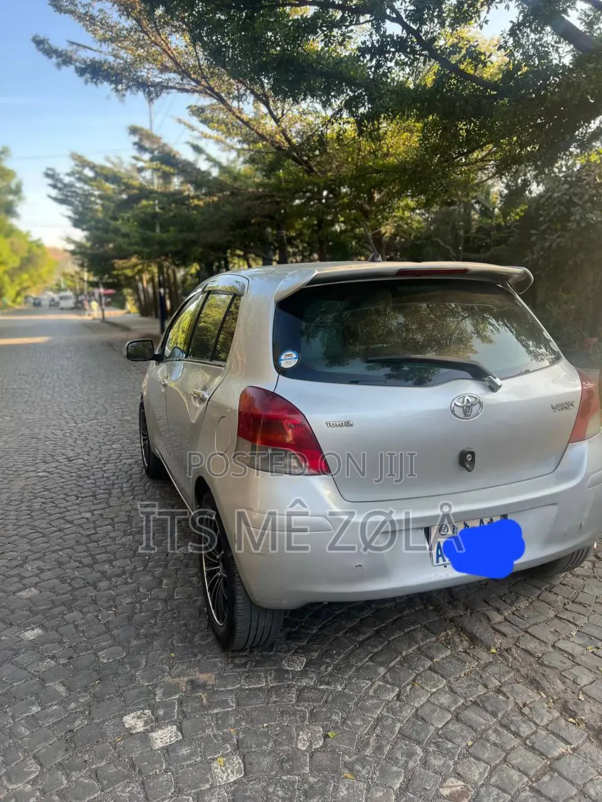 Toyota Yaris 2010 Silver