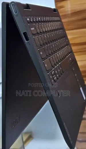 New Laptop Lenovo Yoga 7i 12GB Intel Core I7 SSD 512GB