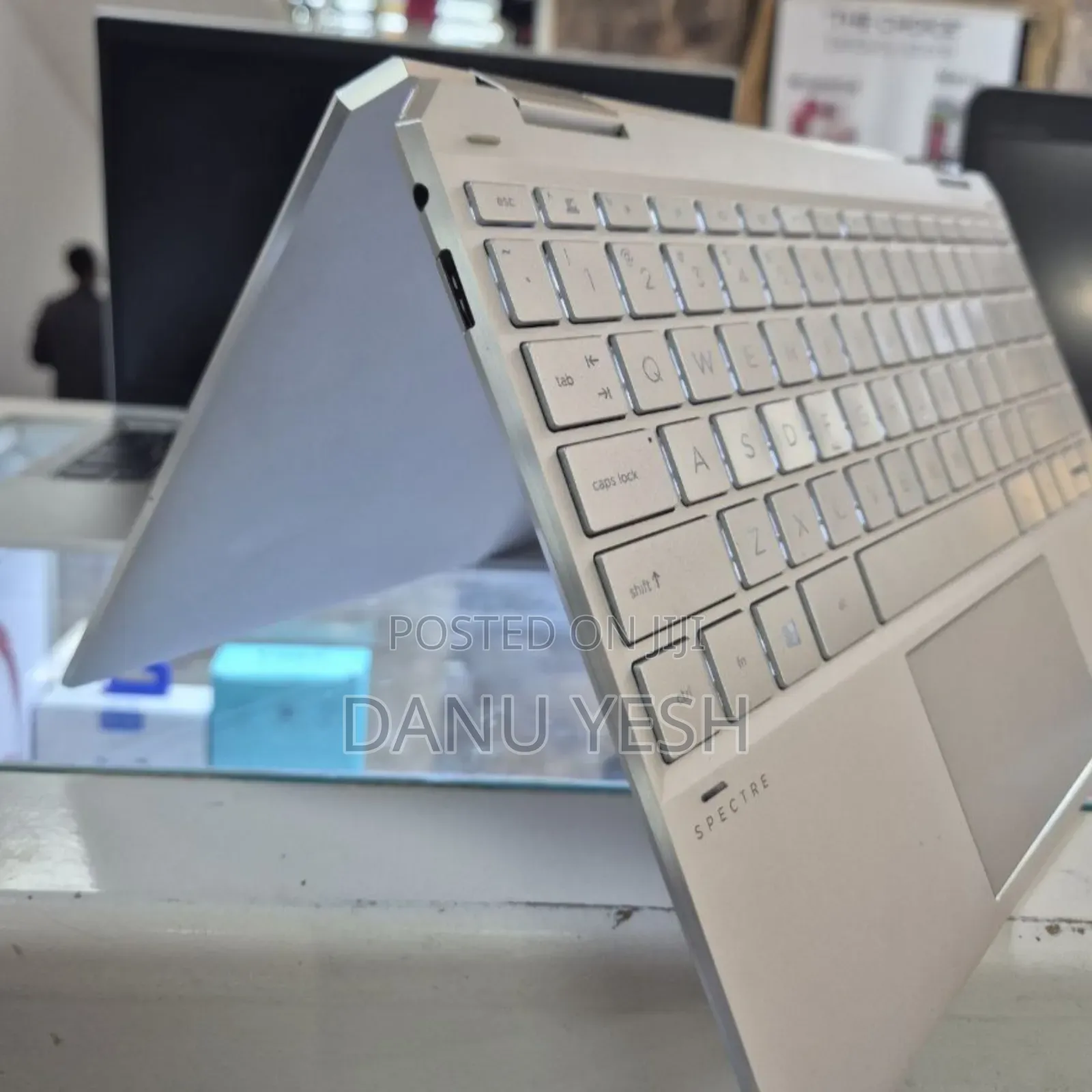 New Laptop HP Spectre 16GB Intel Core I7 SSD 1T