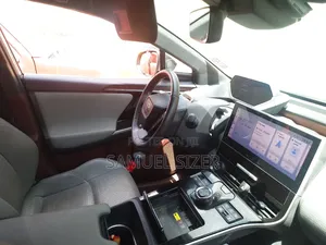 Toyota bZ4X 71.4 kWh AWD 2023 Gray