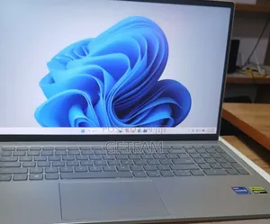 New Laptop Dell Inspiron 15 16GB Intel Core I7 SSD 512GB