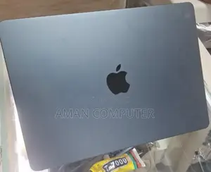 New Laptop Apple MacBook Air 2025 M4 13-Inch 16GB Apple M4 SSD 256GB