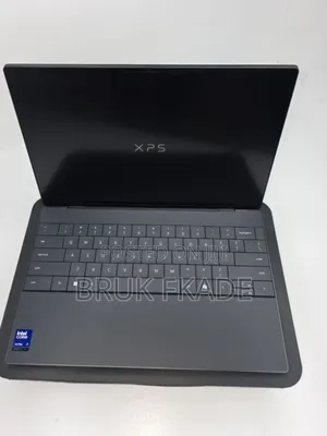 New Laptop Dell XPS 13 16GB Intel Core Ultra 7 SSD 512GB
