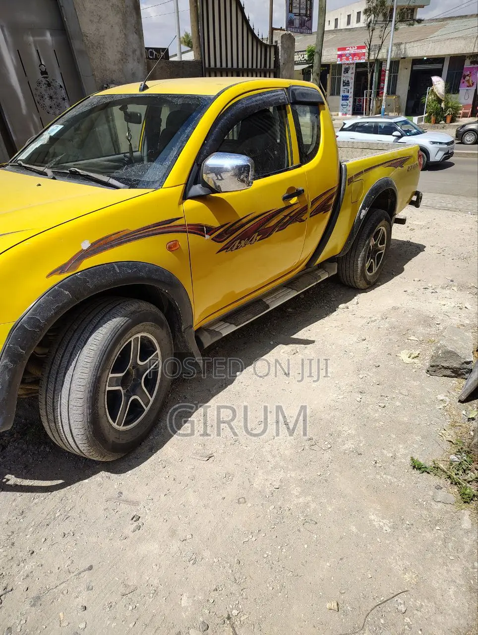 Mitsubishi L200 Double Cab 2.5 136hp 2008 Yellow