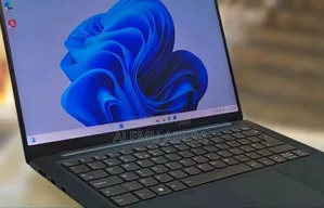 New Laptop Lenovo 16GB Intel Core I7 SSD 1T
