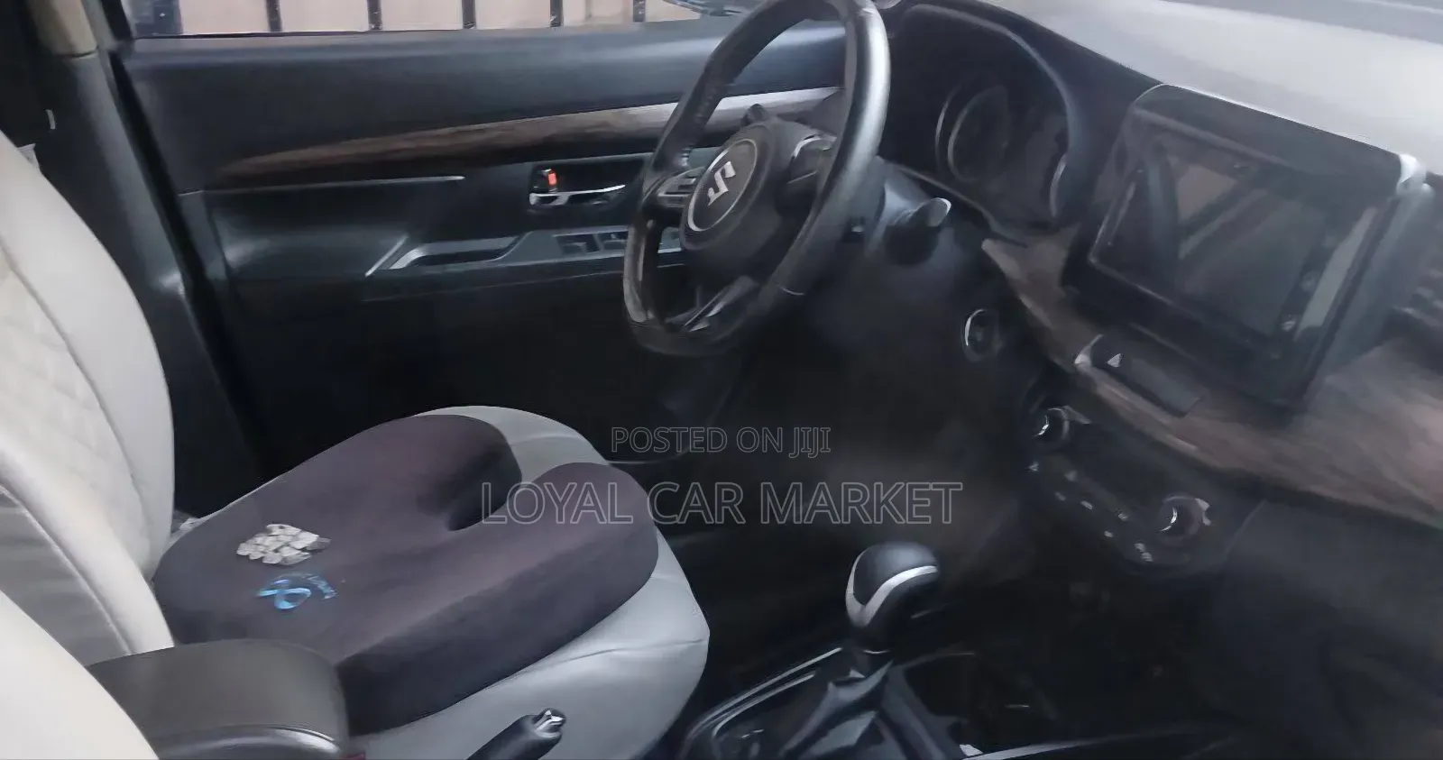 Suzuki Ertiga 2022 Gray