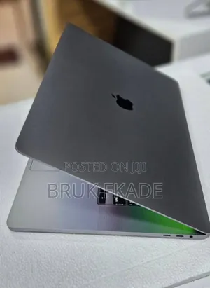 New Laptop Apple MacBook Pro 2019 16GB Intel Core I9 SSD 1T