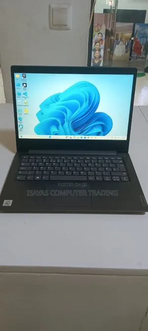 Laptop Lenovo Ideapad 3 4GB Intel Core I3 HDD 500GB