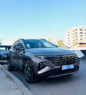 Hyundai Tucson 2021 Silver