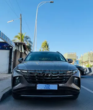 Hyundai Tucson 2021 Silver