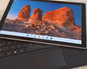 New Laptop Microsoft Surface Pro 7 16GB Intel Core I7 SSD 256GB
