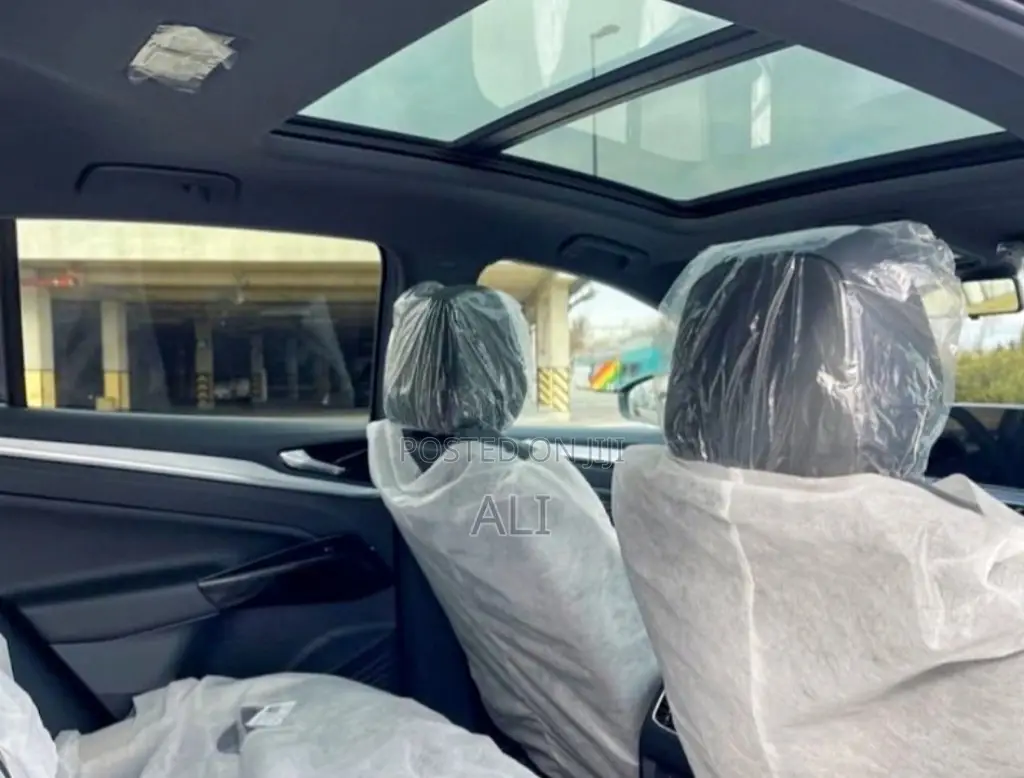 New Volkswagen ID.4 Pro 2024 Gray