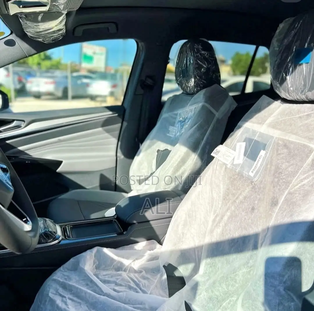 New Volkswagen ID.4 Pro 2024 Gray