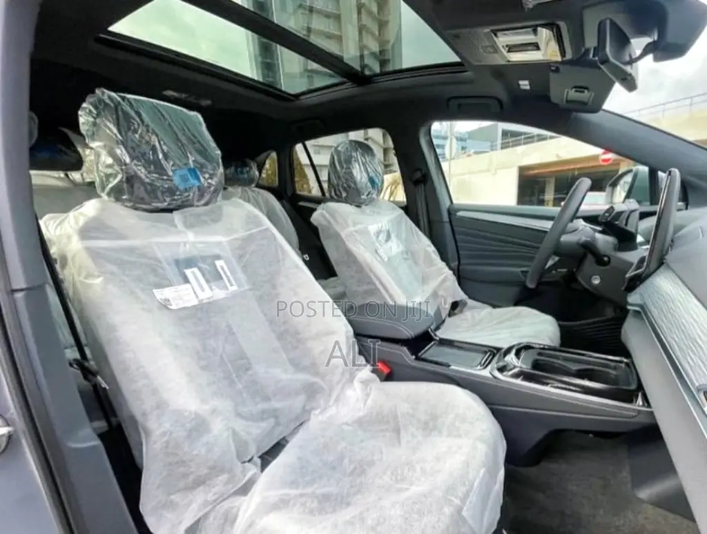 New Volkswagen ID.4 Pro 2024 Gray