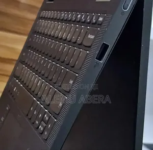 New Laptop Lenovo Yoga 7i 12GB Intel Core i5 SSD 512GB