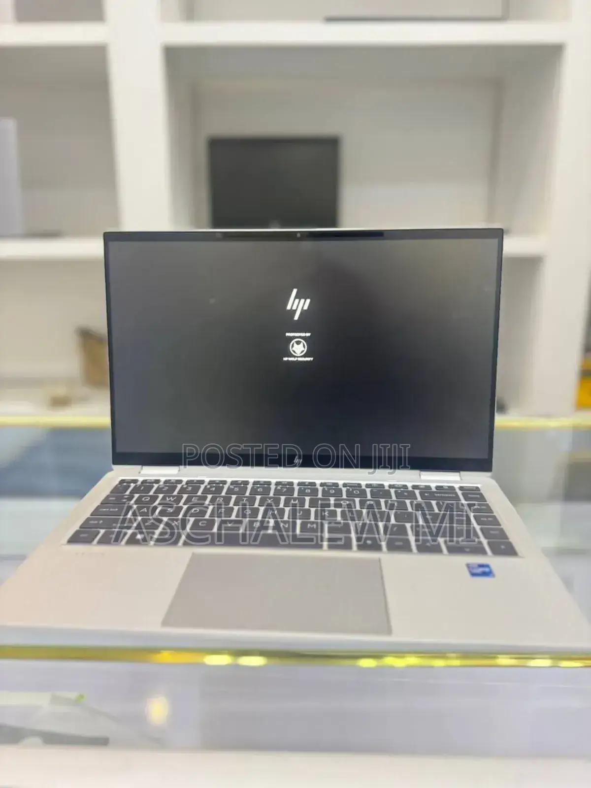 New Laptop HP EliteBook 1040 G8 16GB Intel Core I7 SSD 512GB