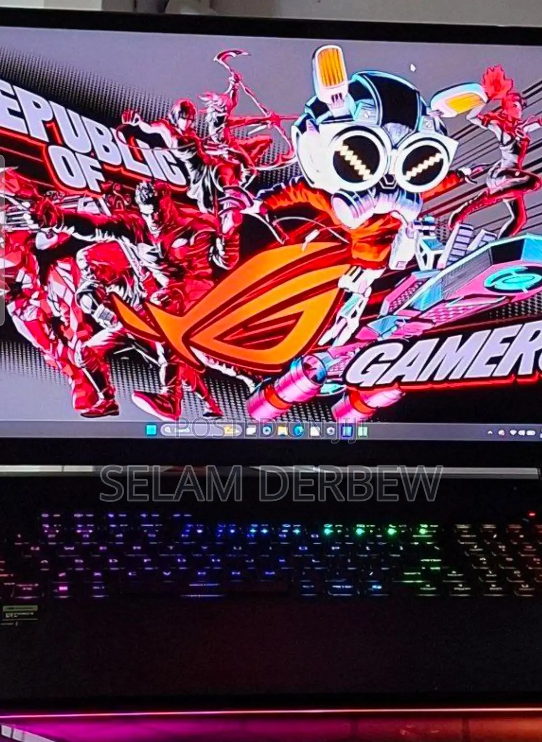 New Laptop Asus ROG Strix G17 32GB Intel Core Ultra 9 SSD 2T