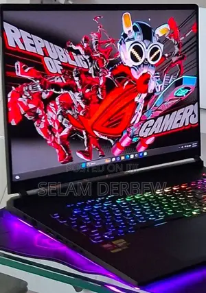 New Laptop Asus ROG Strix G17 32GB Intel Core Ultra 9 SSD 2T