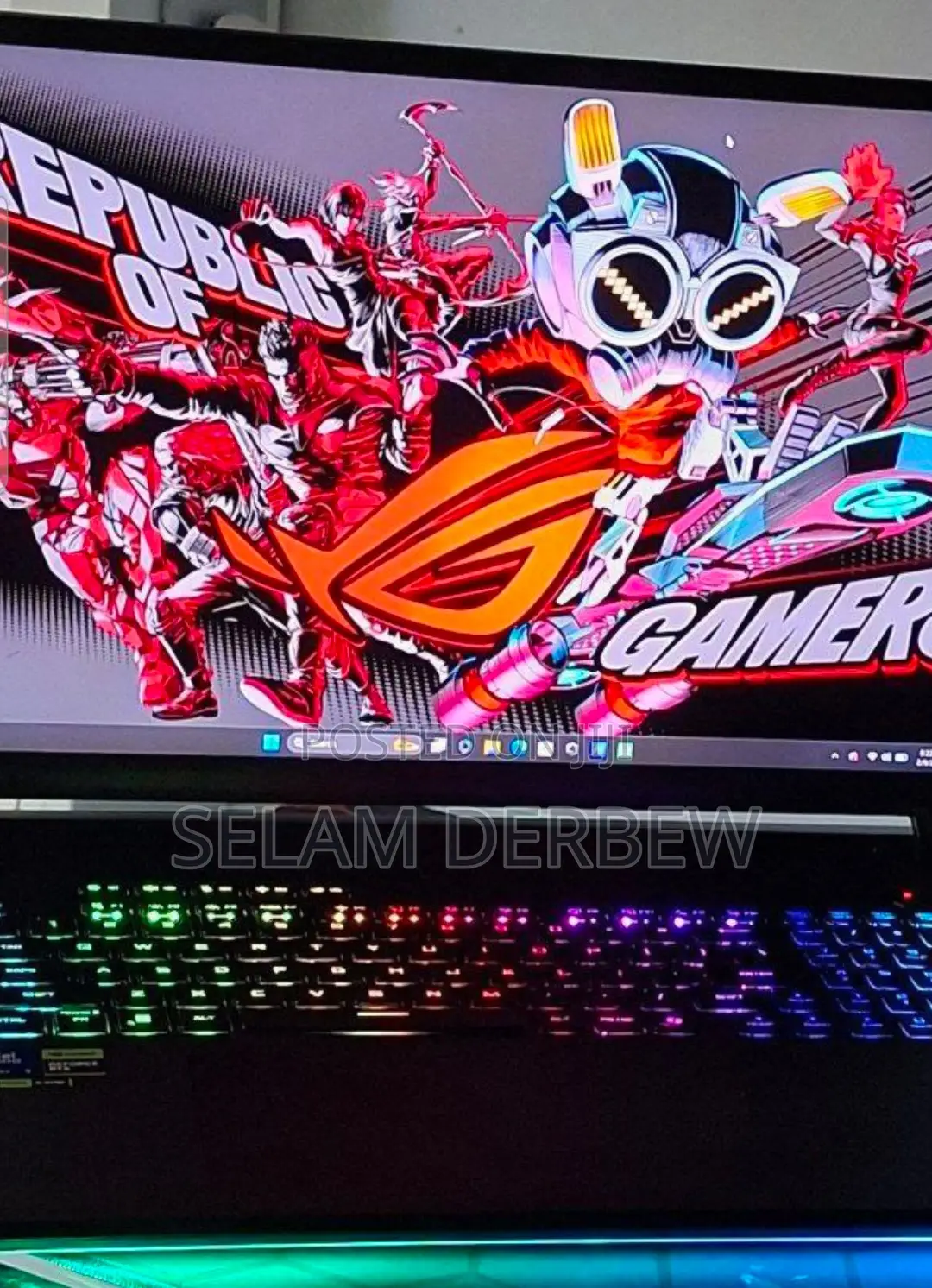 New Laptop Asus ROG Strix G17 32GB Intel Core Ultra 9 SSD 2T