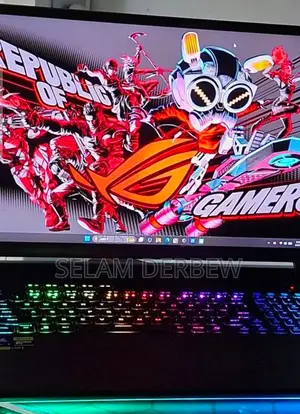New Laptop Asus ROG Strix G17 32GB Intel Core Ultra 9 SSD 2T