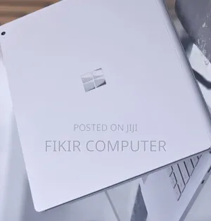 New Laptop Microsoft Surface Book 3 16GB Intel Core I7 SSD 256GB