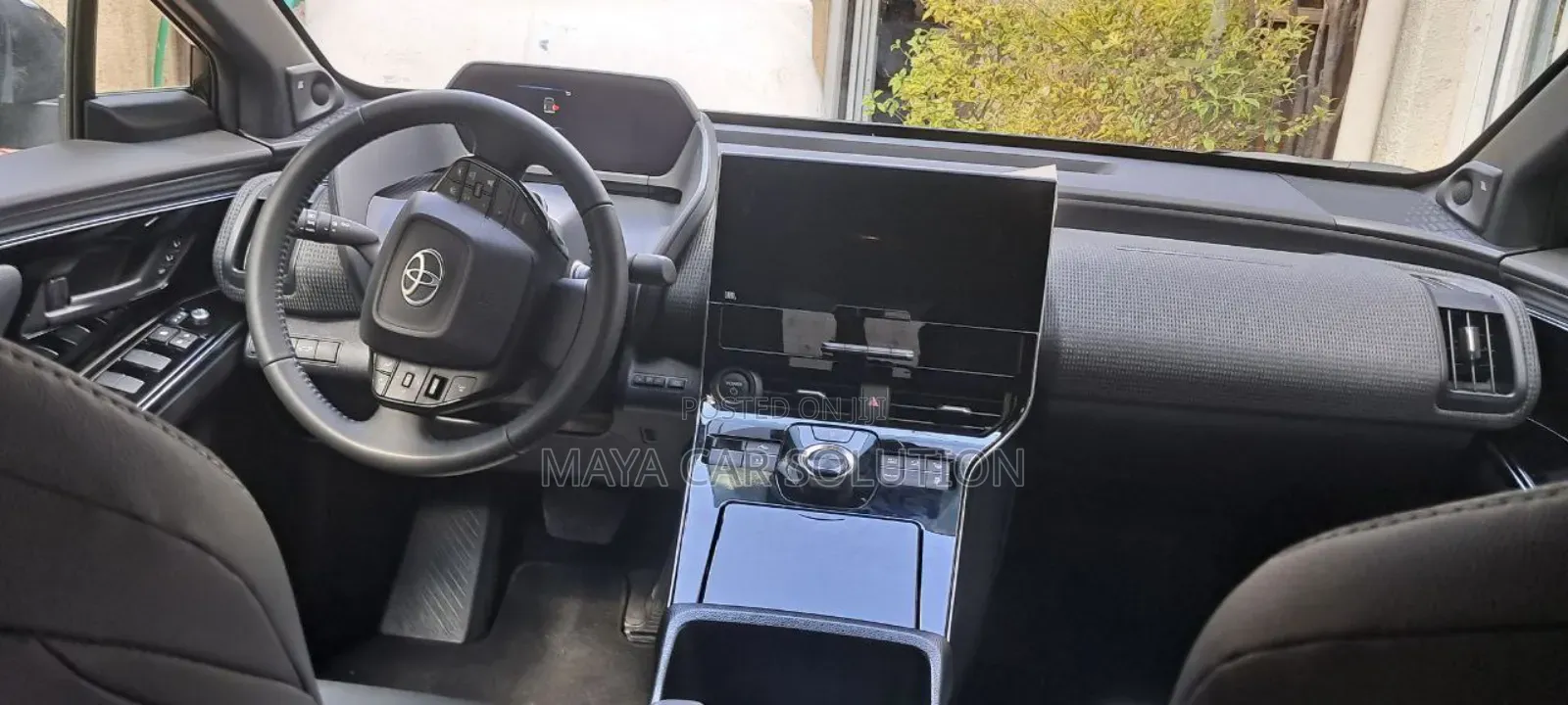 Toyota bZ4X 2024 Gray