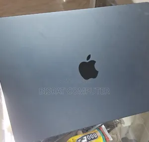 New Laptop Apple MacBook Air 2025 M4 13-Inch 16GB Apple M4 SSD 256GB