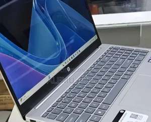 New Laptop HP 16GB Intel Core Ultra 7 SSD 512GB