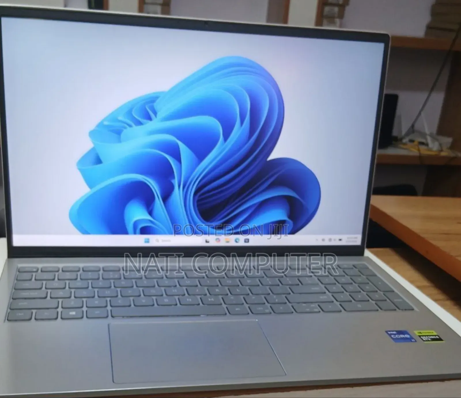 New Laptop Dell 16GB Intel Core I7 SSD 1T