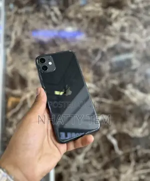 Apple iPhone 11 64 GB Black
